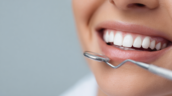 Skeletové náhrady – Stabilní a komfortní řešení ztráty zubů