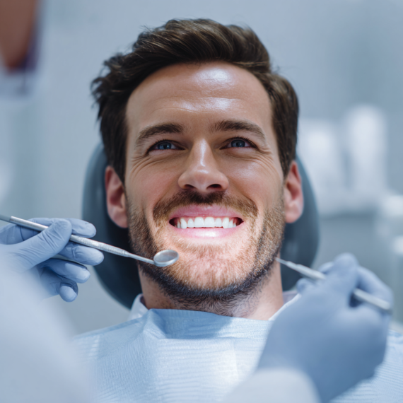 Zubní korunky – Vraťte svému úsměvu krásu a funkci